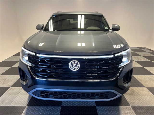 2025 Volkswagen Atlas Cross Sport 2.0T SE Technology