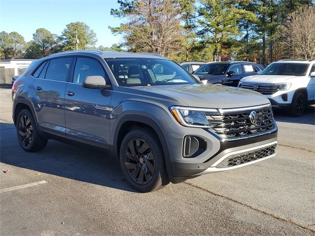 2025 Volkswagen Atlas Cross Sport 2.0T SE Technology