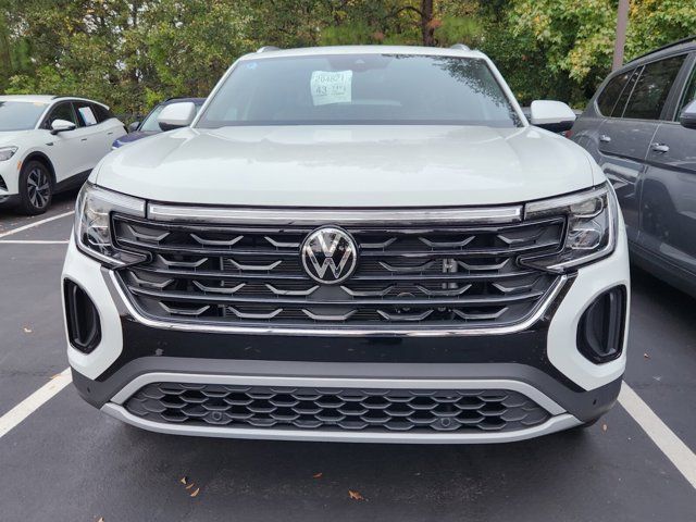 2025 Volkswagen Atlas Cross Sport 2.0T SE Technology