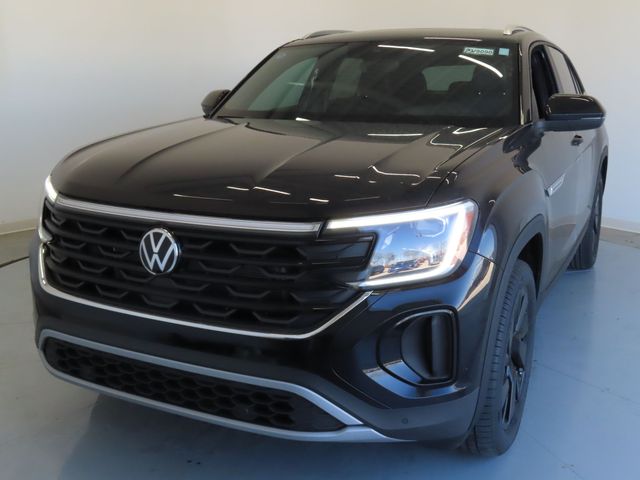 2025 Volkswagen Atlas Cross Sport 2.0T SE Technology