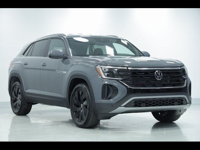 2025 Volkswagen Atlas Cross Sport 2.0T SE Technology