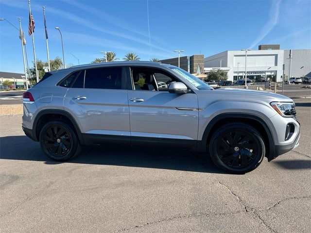 2025 Volkswagen Atlas Cross Sport 2.0T SE Technology