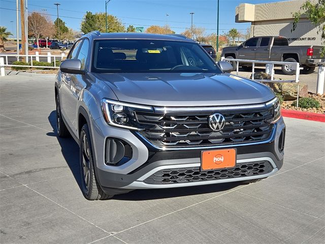 2025 Volkswagen Atlas Cross Sport 2.0T SE Technology