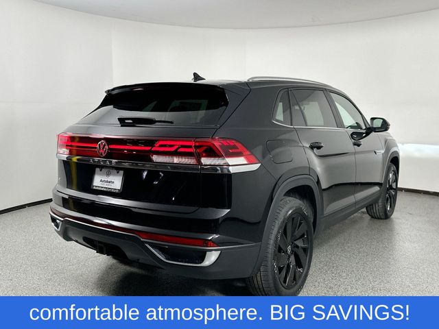 2025 Volkswagen Atlas Cross Sport 2.0T SE Technology