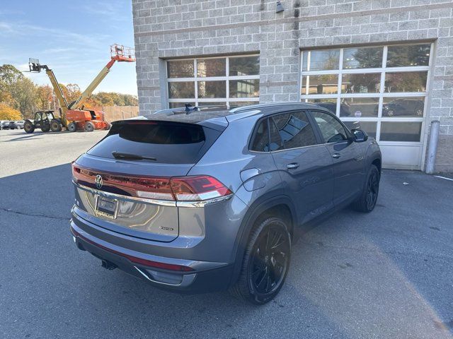 2025 Volkswagen Atlas Cross Sport 2.0T SE Technology