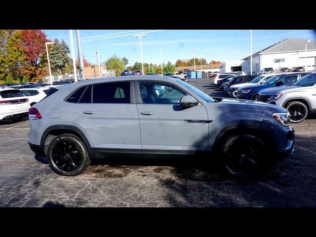 2025 Volkswagen Atlas Cross Sport 2.0T SE Technology