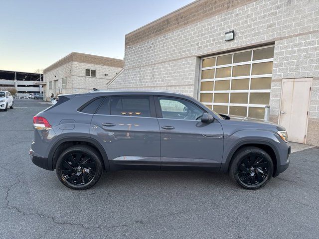 2025 Volkswagen Atlas Cross Sport 2.0T SE Technology