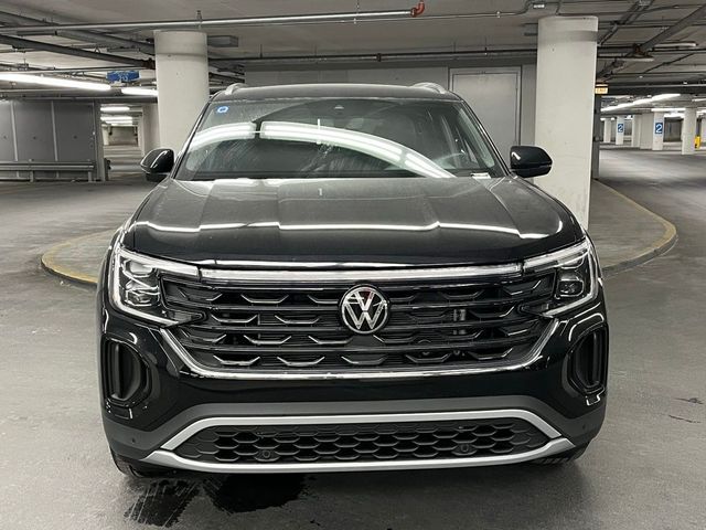 2025 Volkswagen Atlas Cross Sport 2.0T SE Technology