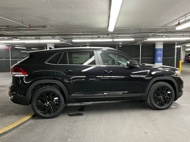 2025 Volkswagen Atlas Cross Sport 2.0T SE Technology