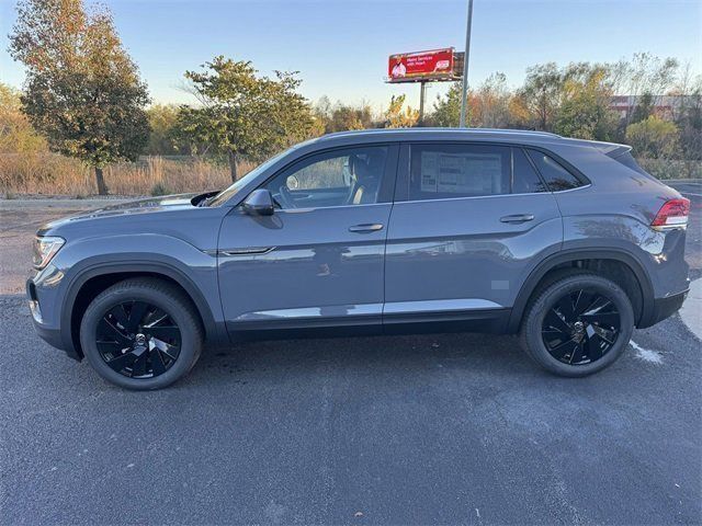 2025 Volkswagen Atlas Cross Sport 2.0T SE Technology