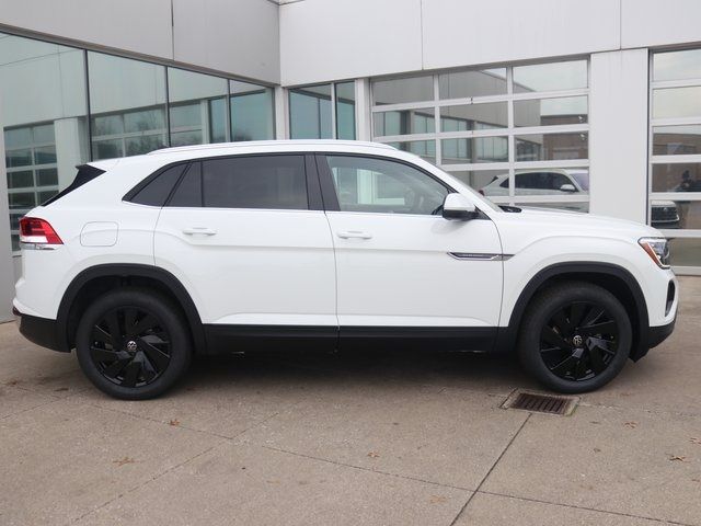 2025 Volkswagen Atlas Cross Sport 2.0T SE Technology