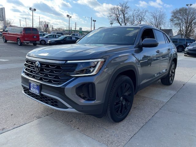 2025 Volkswagen Atlas Cross Sport 2.0T SE Technology