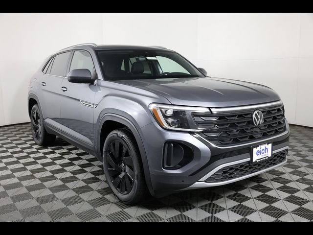 2025 Volkswagen Atlas Cross Sport 2.0T SE Technology