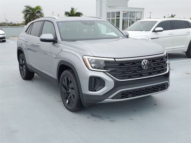 2025 Volkswagen Atlas Cross Sport 2.0T SE Technology