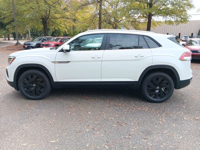 2025 Volkswagen Atlas Cross Sport 2.0T SE Technology