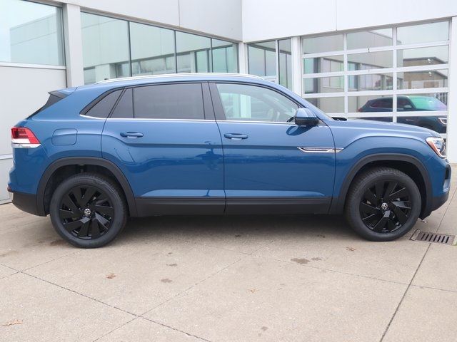 2025 Volkswagen Atlas Cross Sport 2.0T SE Technology