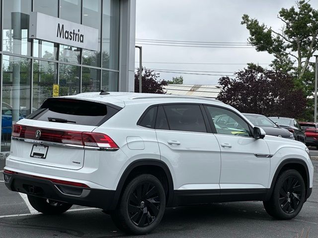 2025 Volkswagen Atlas Cross Sport 2.0T SE Technology