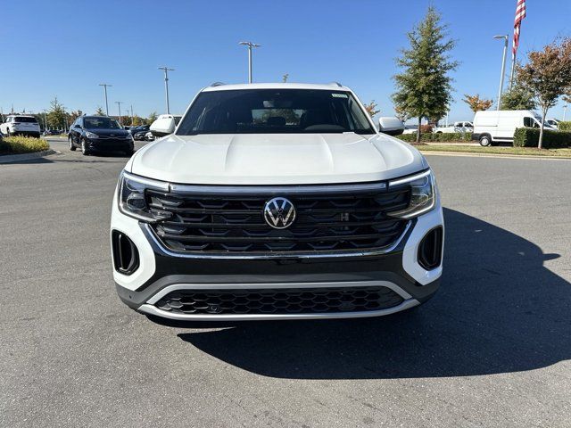 2025 Volkswagen Atlas Cross Sport 2.0T SE Technology