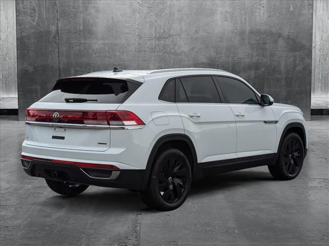 2025 Volkswagen Atlas Cross Sport 2.0T SE Technology