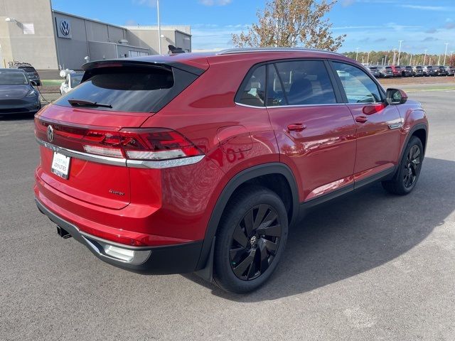 2025 Volkswagen Atlas Cross Sport 2.0T SE Technology