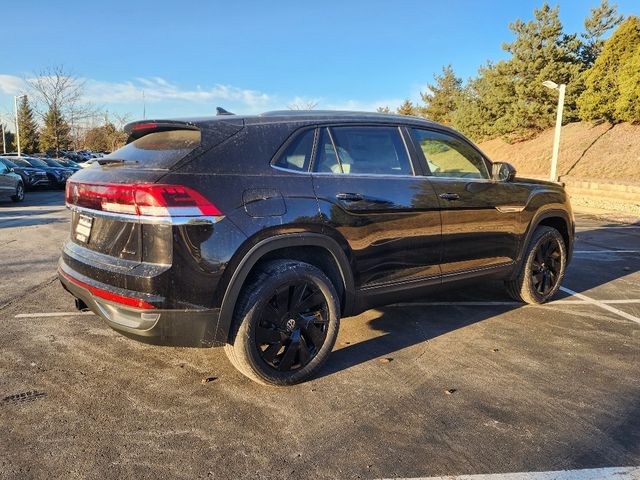 2025 Volkswagen Atlas Cross Sport 2.0T SE Technology