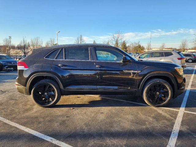 2025 Volkswagen Atlas Cross Sport 2.0T SE Technology