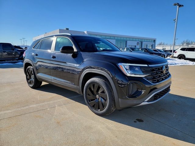 2025 Volkswagen Atlas Cross Sport 2.0T SE Technology