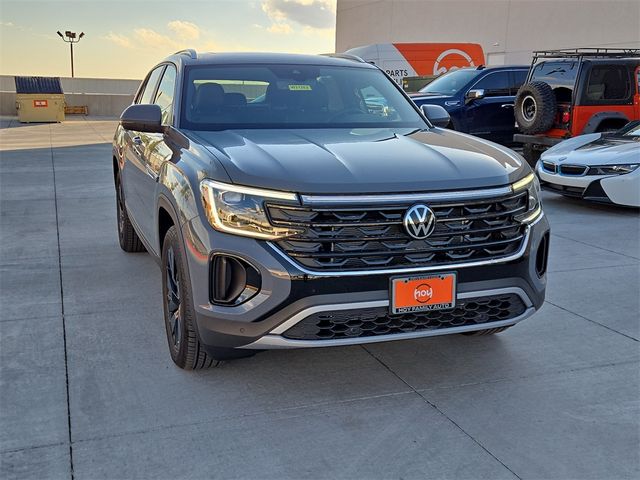 2025 Volkswagen Atlas Cross Sport 2.0T SE Technology