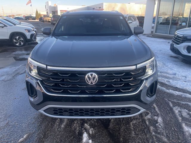 2025 Volkswagen Atlas Cross Sport 2.0T SE Technology