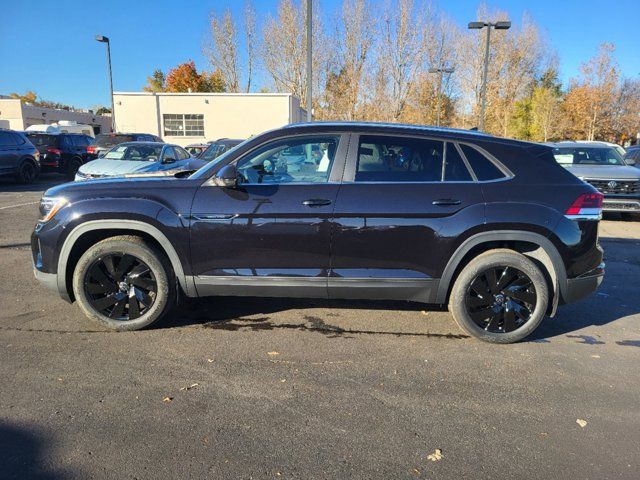 2025 Volkswagen Atlas Cross Sport 2.0T SE Technology