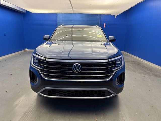 2025 Volkswagen Atlas Cross Sport 2.0T SE Technology