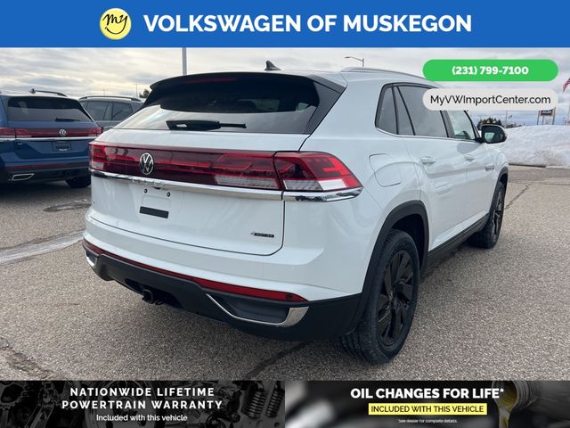 2025 Volkswagen Atlas Cross Sport 2.0T SE Technology