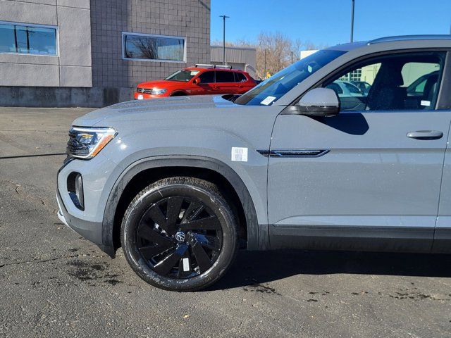 2025 Volkswagen Atlas Cross Sport 2.0T SE Technology