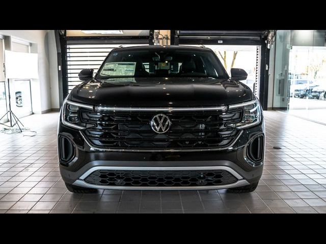 2025 Volkswagen Atlas Cross Sport 2.0T SE Technology