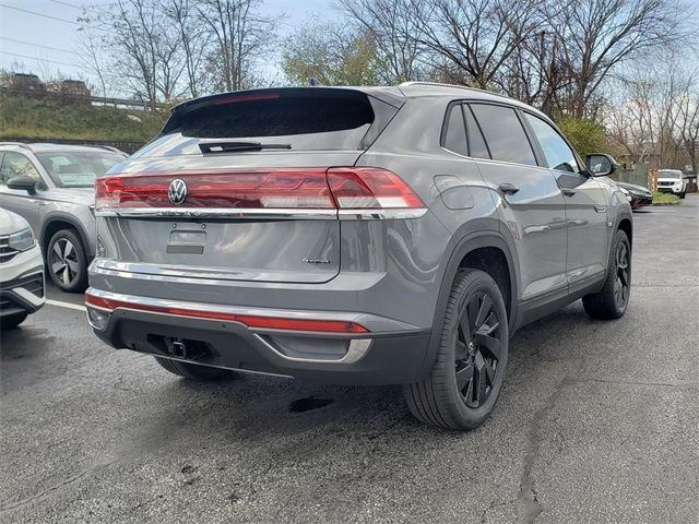 2025 Volkswagen Atlas Cross Sport 2.0T SE Technology