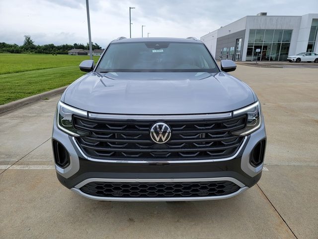 2025 Volkswagen Atlas Cross Sport 2.0T SE Technology