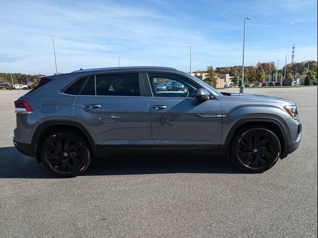 2025 Volkswagen Atlas Cross Sport 2.0T SE Technology