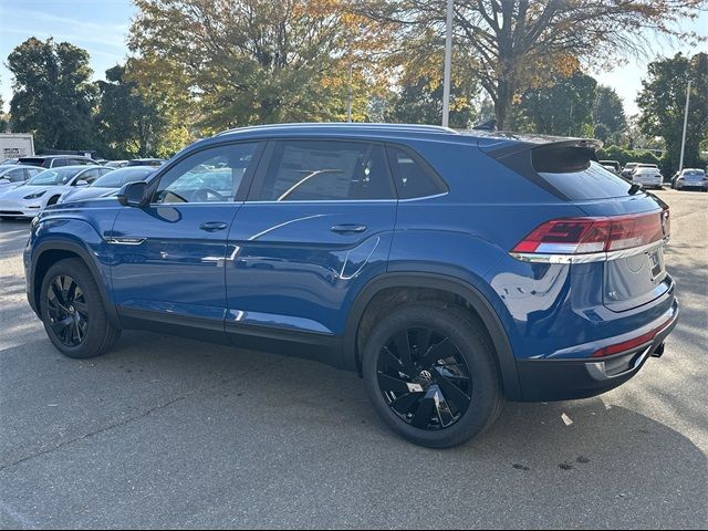 2025 Volkswagen Atlas Cross Sport 2.0T SE Technology