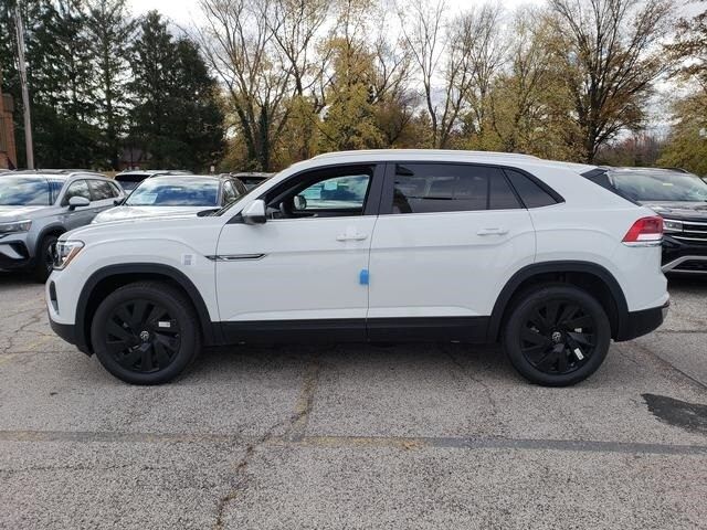 2025 Volkswagen Atlas Cross Sport 2.0T SE Technology