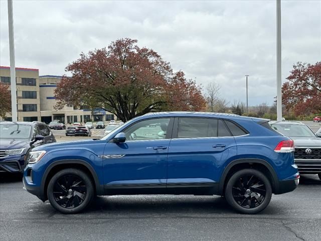 2025 Volkswagen Atlas Cross Sport 2.0T SE Technology