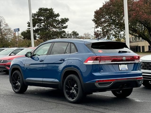 2025 Volkswagen Atlas Cross Sport 2.0T SE Technology