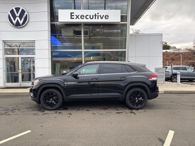 2025 Volkswagen Atlas Cross Sport 2.0T SE Technology