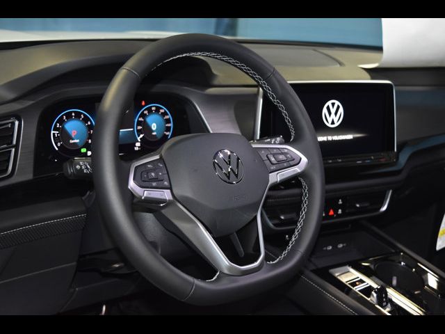 2025 Volkswagen Atlas Cross Sport 2.0T SE Technology