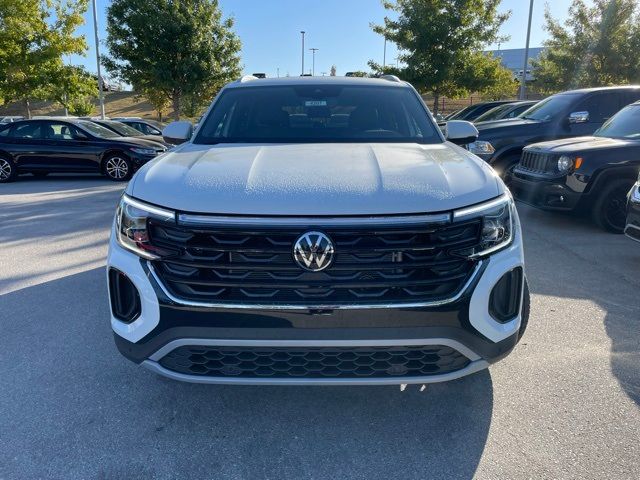 2025 Volkswagen Atlas Cross Sport 2.0T SE Technology