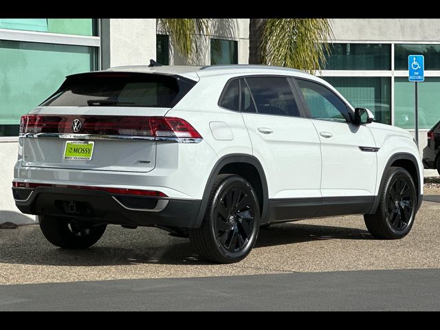 2025 Volkswagen Atlas Cross Sport 2.0T SE Technology