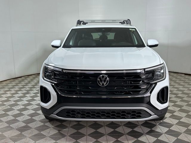 2025 Volkswagen Atlas Cross Sport 2.0T SE Technology