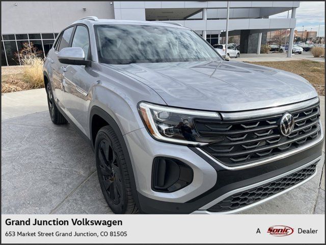 2025 Volkswagen Atlas Cross Sport 2.0T SE Technology