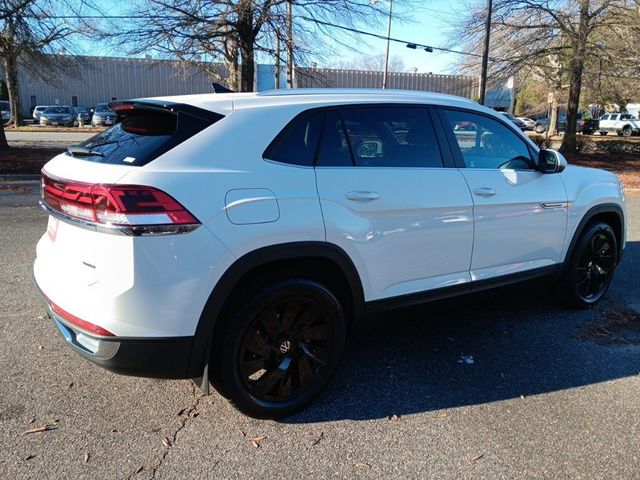 2025 Volkswagen Atlas Cross Sport 2.0T SE Technology