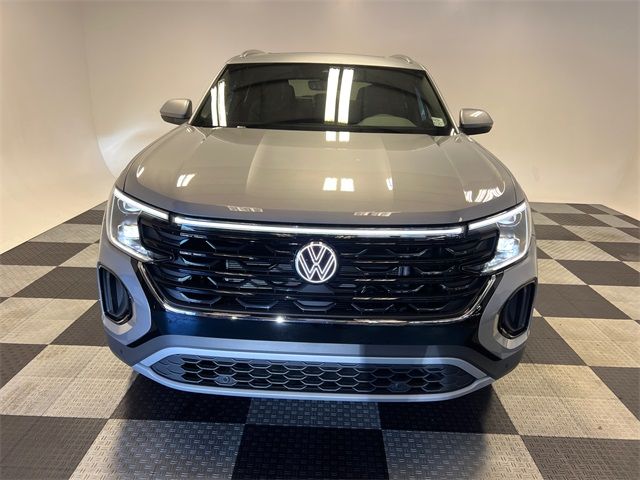 2025 Volkswagen Atlas Cross Sport 2.0T SE Technology