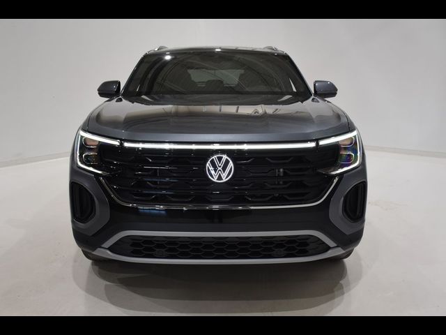 2025 Volkswagen Atlas Cross Sport 2.0T SE Technology